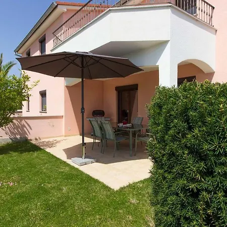 Mary With Private Pool In Medulin Near The Villa